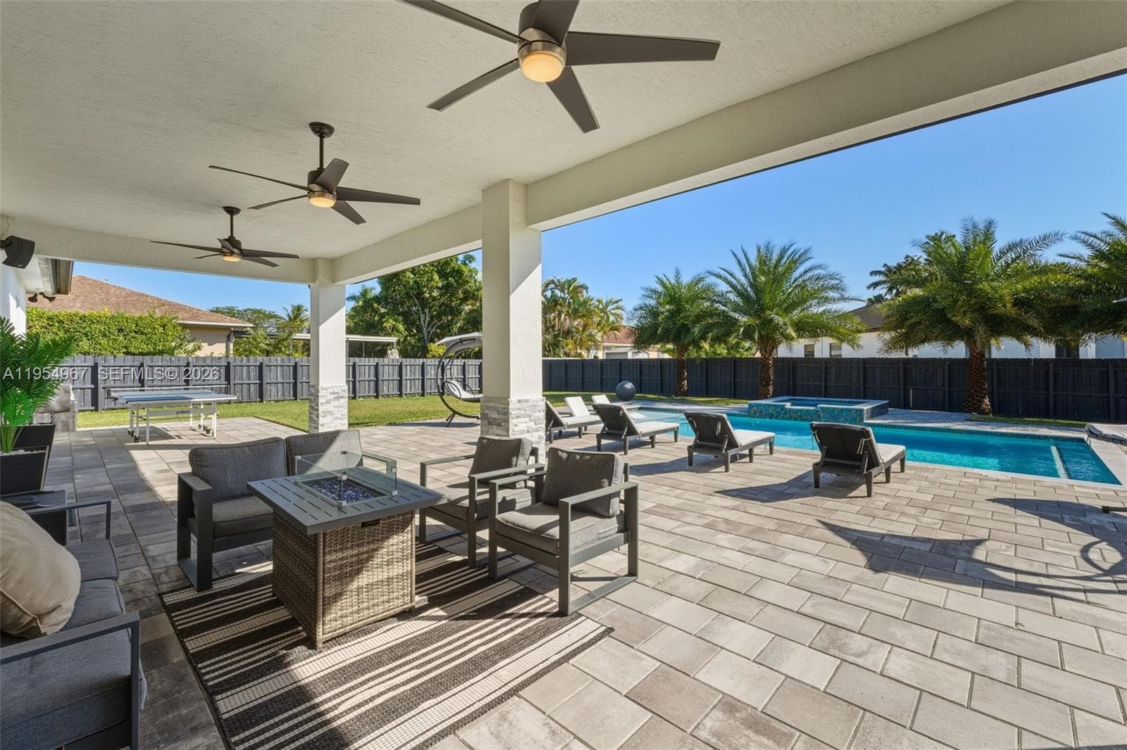 1410 NW 19th St, Homestead FL 33030 — 21