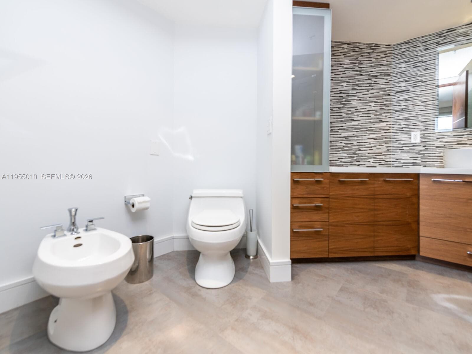 888 Brickell Key Dr # 210, Miami FL 33131 — 36