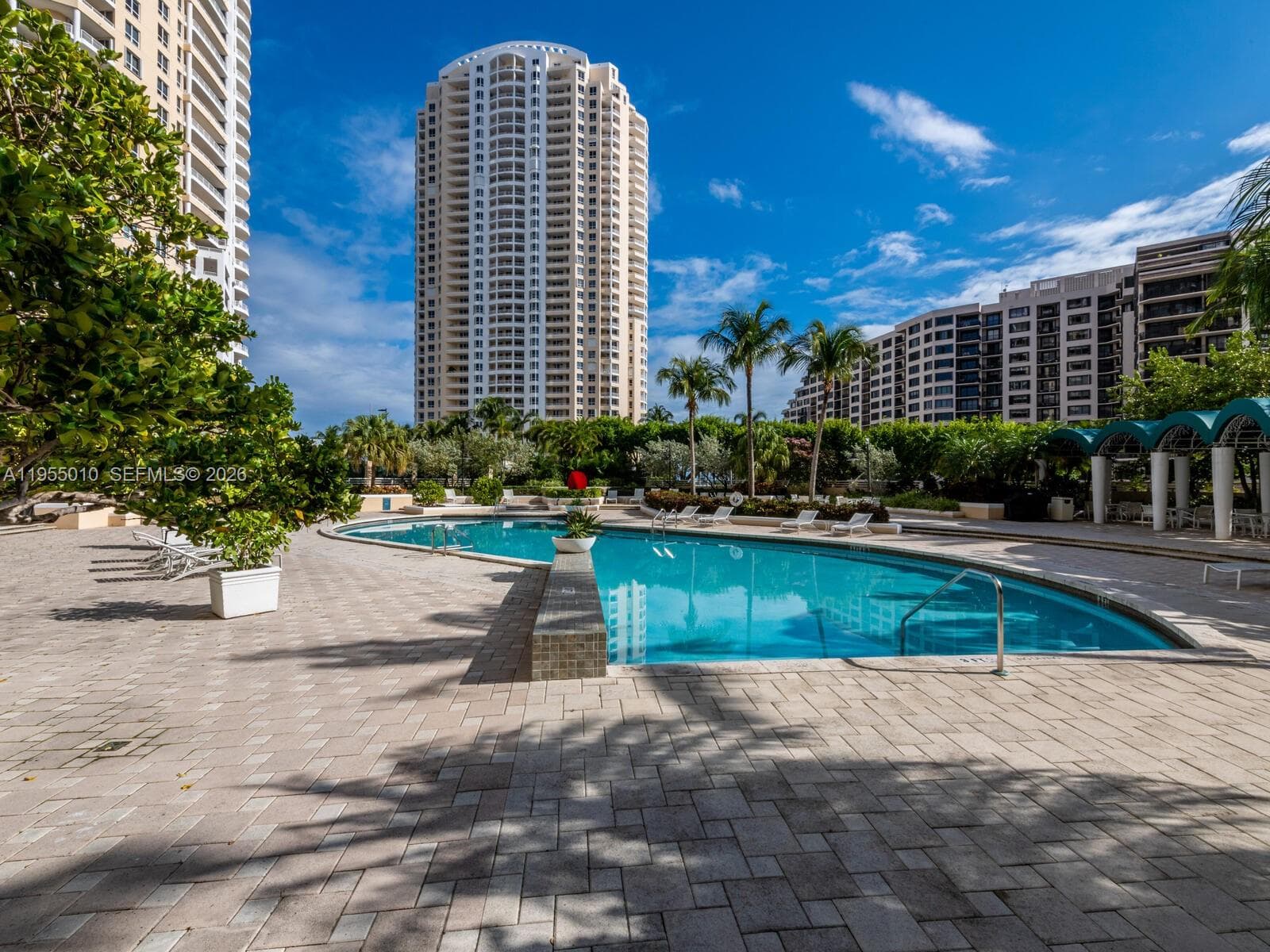 888 Brickell Key Dr # 210, Miami FL 33131 — 75