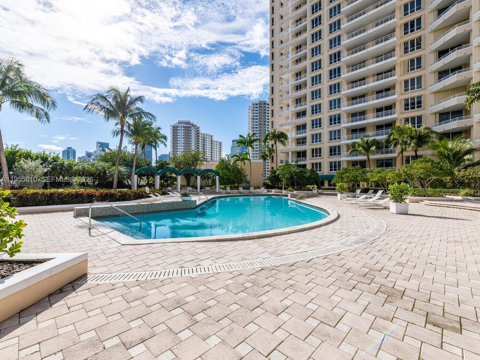 888 Brickell Key Dr # 210, Miami FL 33131 — 82