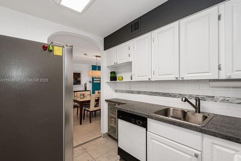 17800 Atlantic Blvd # 203, Sunny Isles Beach FL 33160 — 6