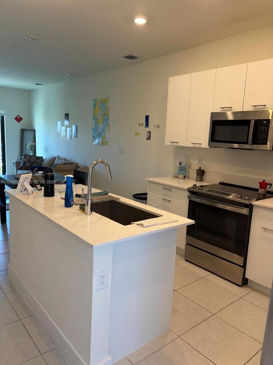 8001 NW 41st St # 310, Doral FL 33166 — 6