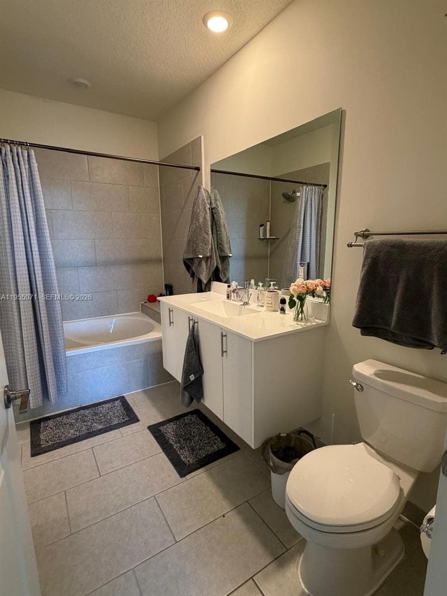 8001 NW 41st St # 310, Doral FL 33166 — 8
