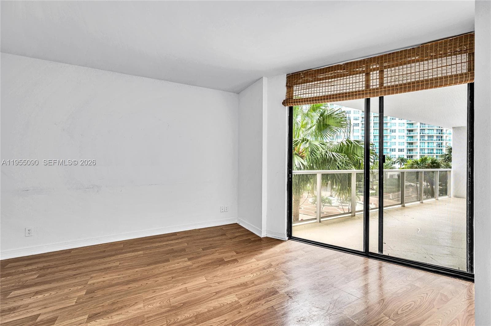 20281 E Country Club Dr # 210, Aventura FL 33180 — 27