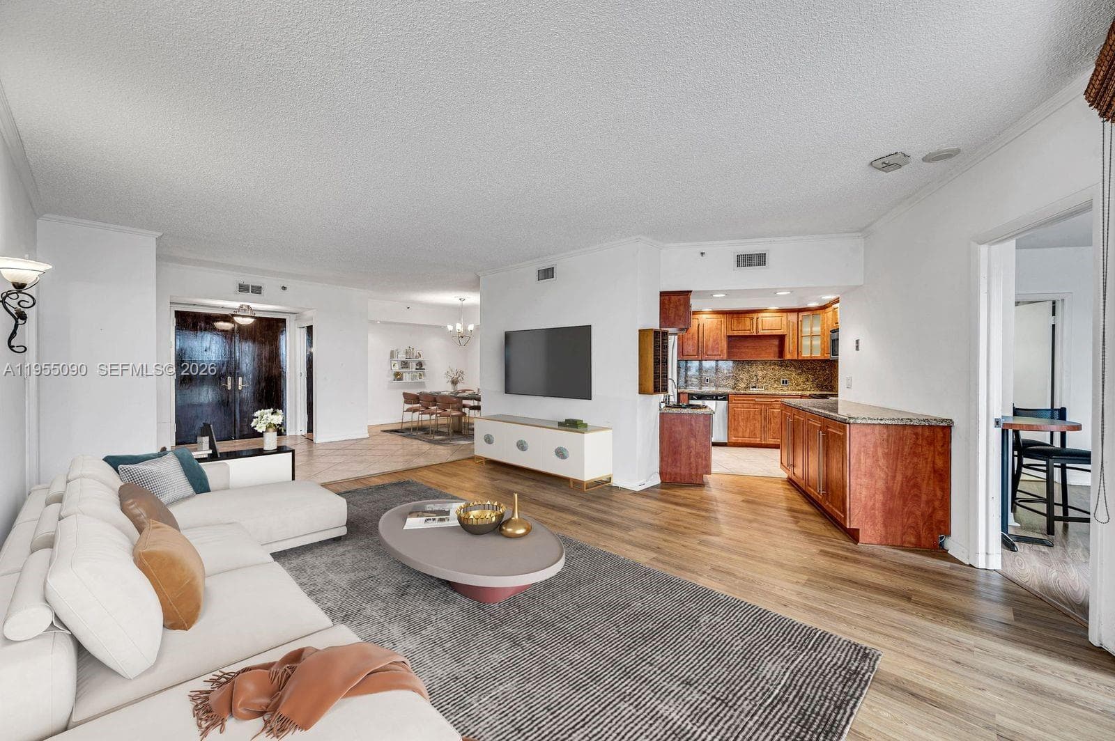 20281 E Country Club Dr # 210, Aventura FL 33180 — 2