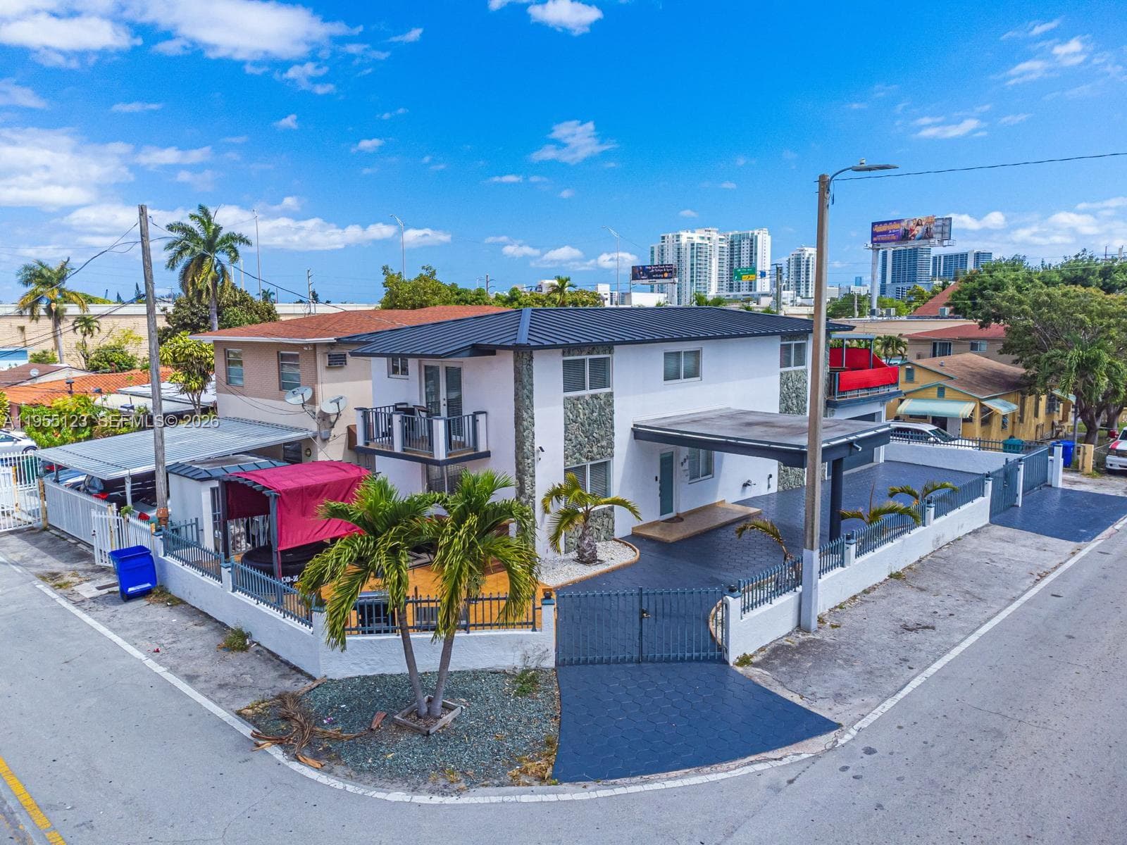 901 NW 22nd Pl, Miami FL 33125 — 46