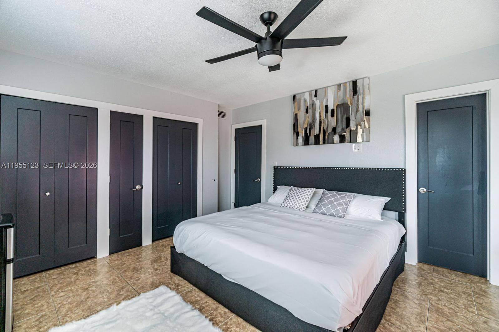 901 NW 22nd Pl, Miami FL 33125 — 24