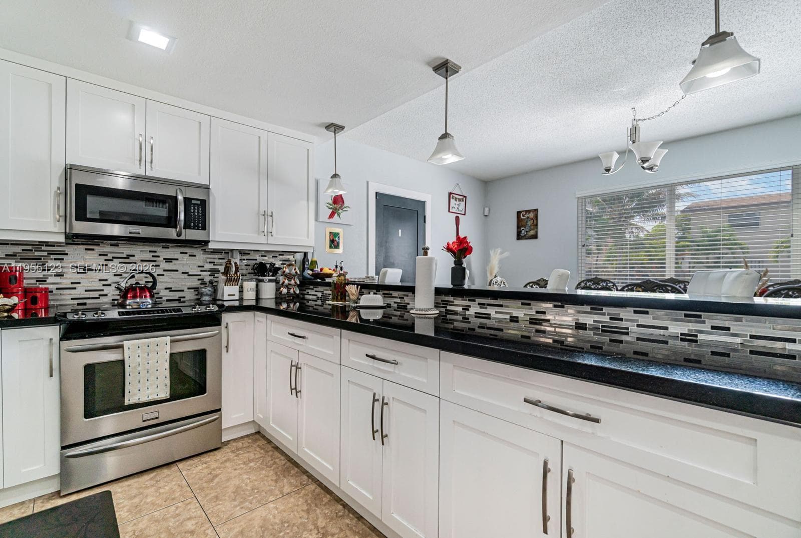 901 NW 22nd Pl, Miami FL 33125 — 15