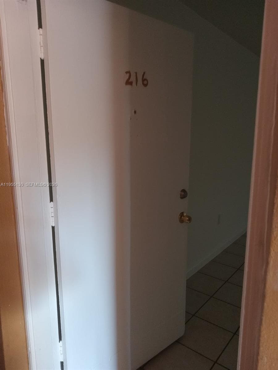 1230 W 54th St # 216A, Hialeah FL 33012 — 2