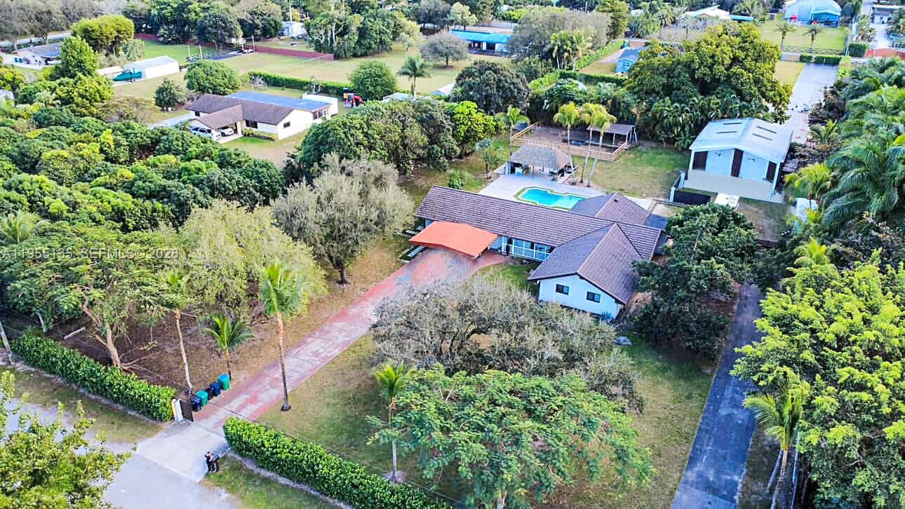 18280 SW 202nd St, Miami FL 33187 — 72