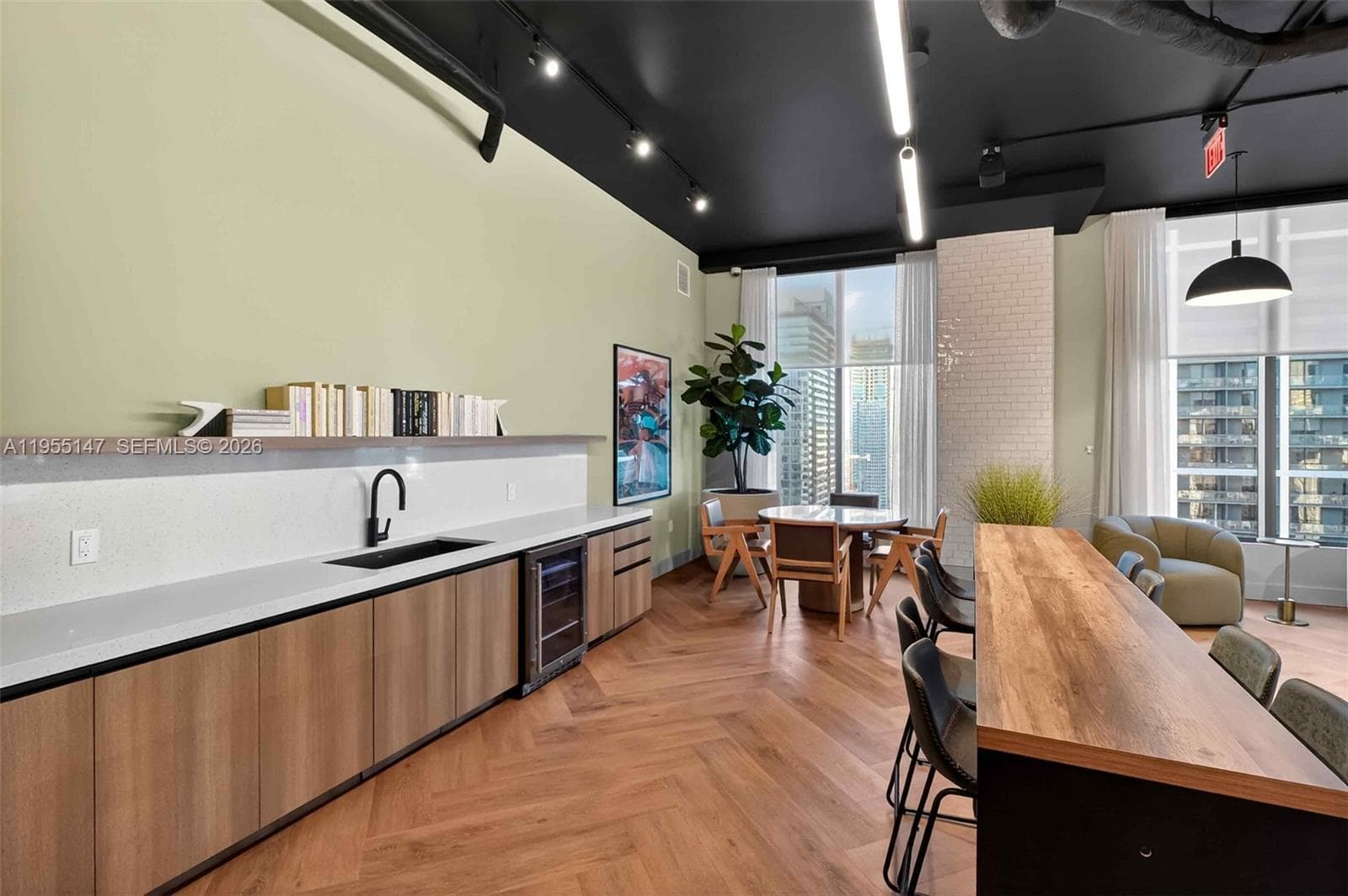 121 NE 5th Street # 1913, Miami FL 33132 — 22