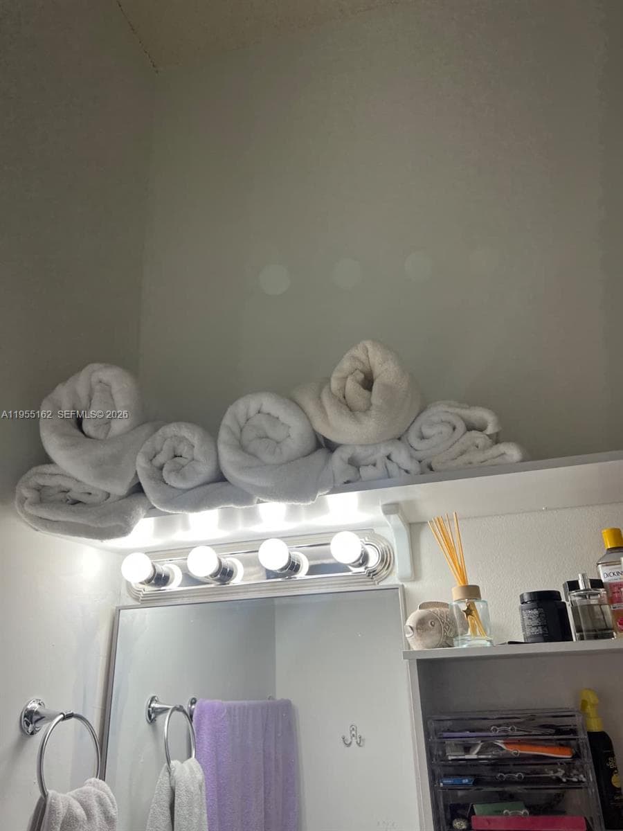 246 Poinciana Dr # 504, Sunny Isles Beach FL 33160 — 13