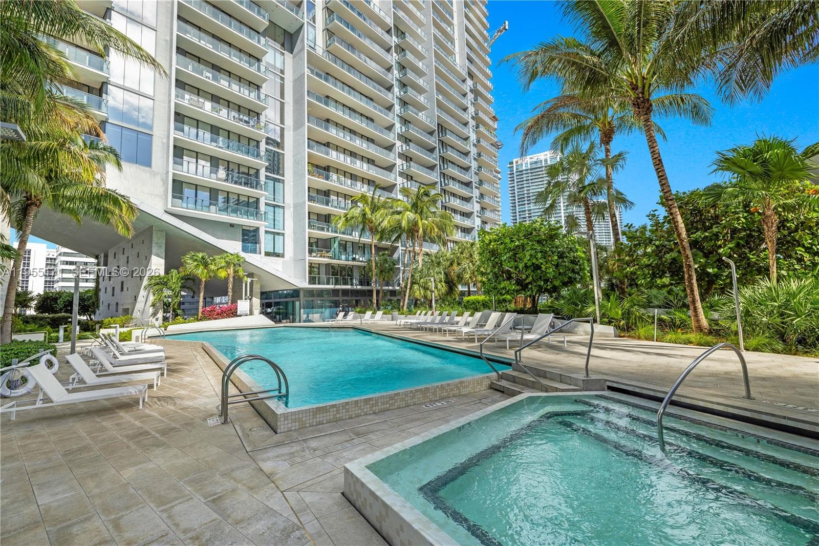 88 SW 7th St # 3711, Miami FL 33130 — 47