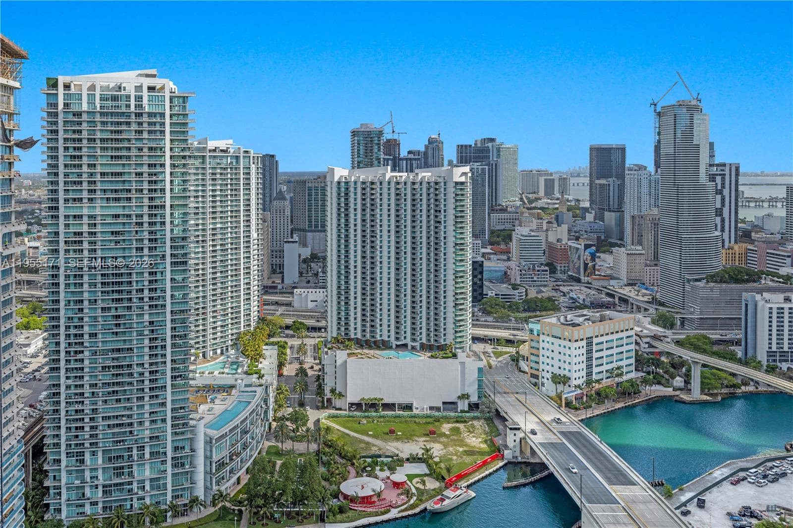 88 SW 7th St # 3711, Miami FL 33130 — 16