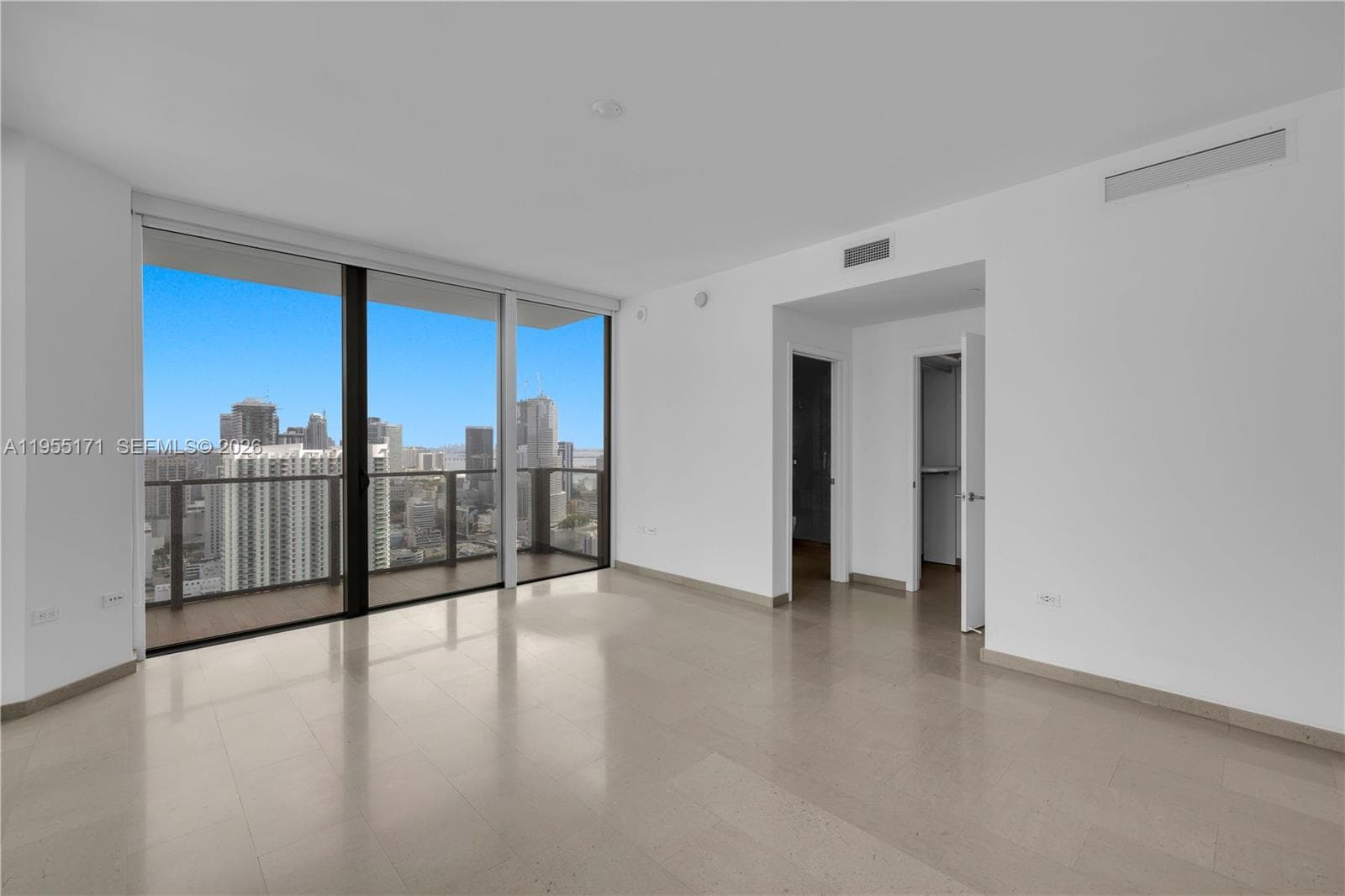 88 SW 7th St # 3711, Miami FL 33130 — 28