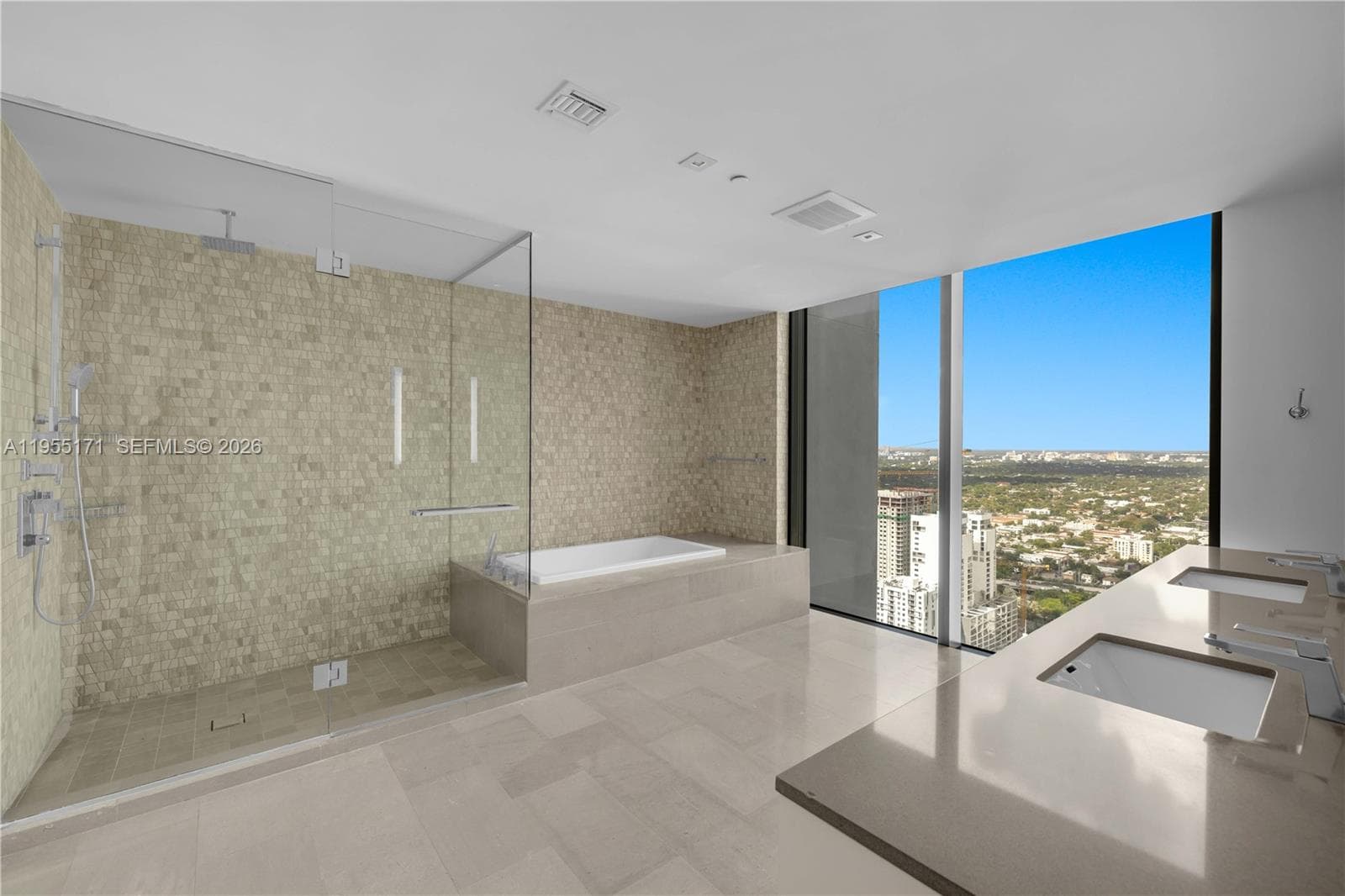 88 SW 7th St # 3711, Miami FL 33130 — 34
