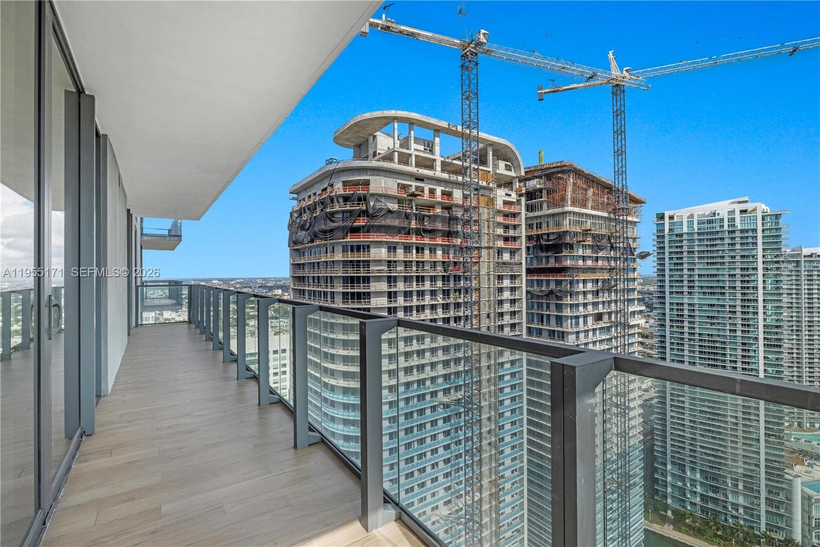 88 SW 7th St # 3711, Miami FL 33130 — 10