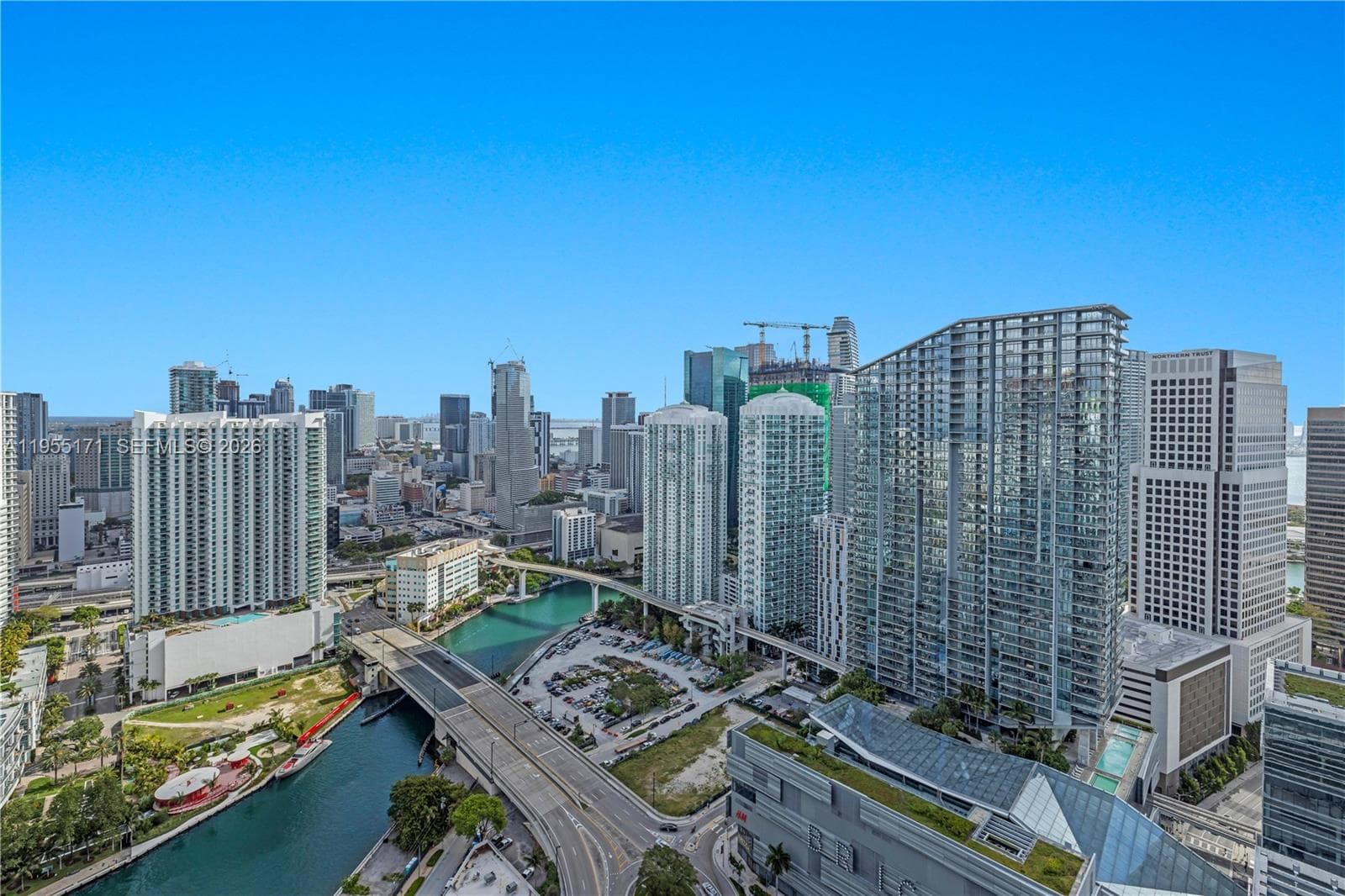 88 SW 7th St # 3711, Miami FL 33130 — 14