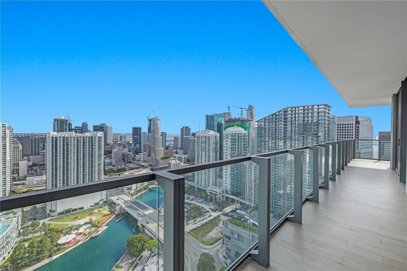 88 SW 7th St # 3711, Miami FL 33130 — 11