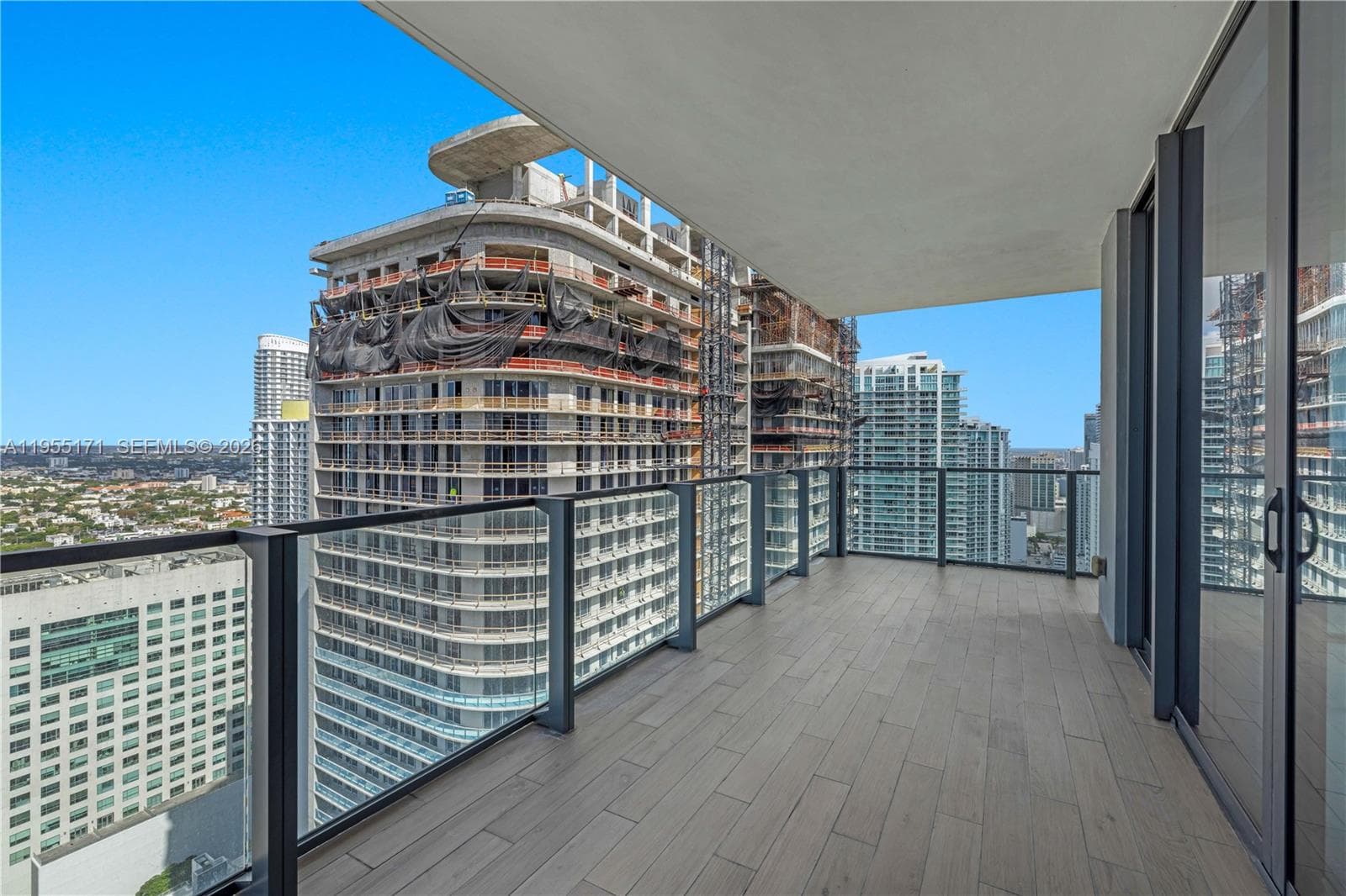 88 SW 7th St # 3711, Miami FL 33130 — 40