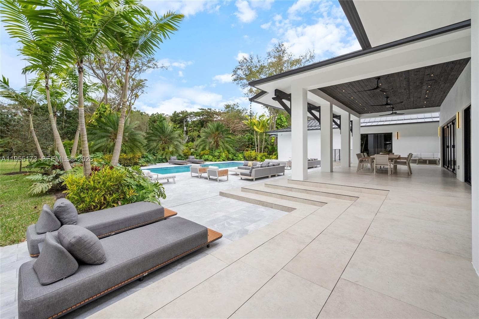 11600 SW 77th Ave, Pinecrest FL 33156 — 42
