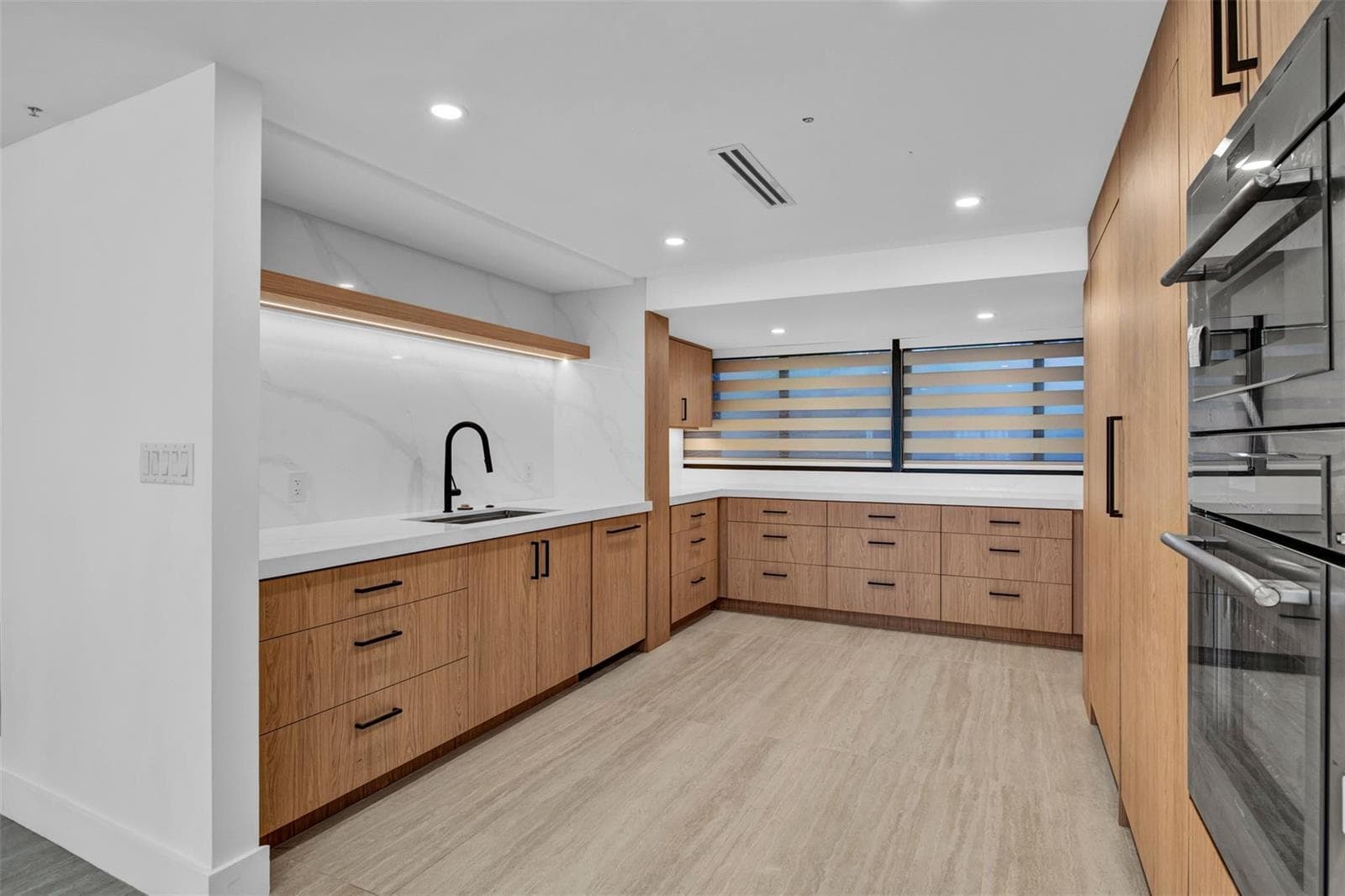 520 E Brickell Key Drive, Miami FL 33131 — 23