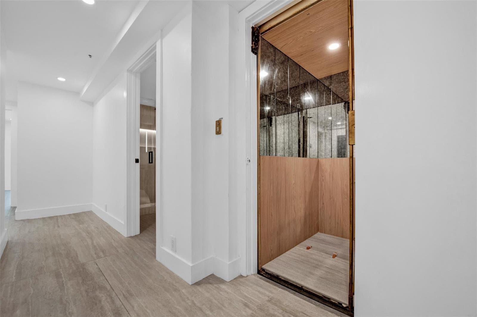 520 E Brickell Key Drive, Miami FL 33131 — 24