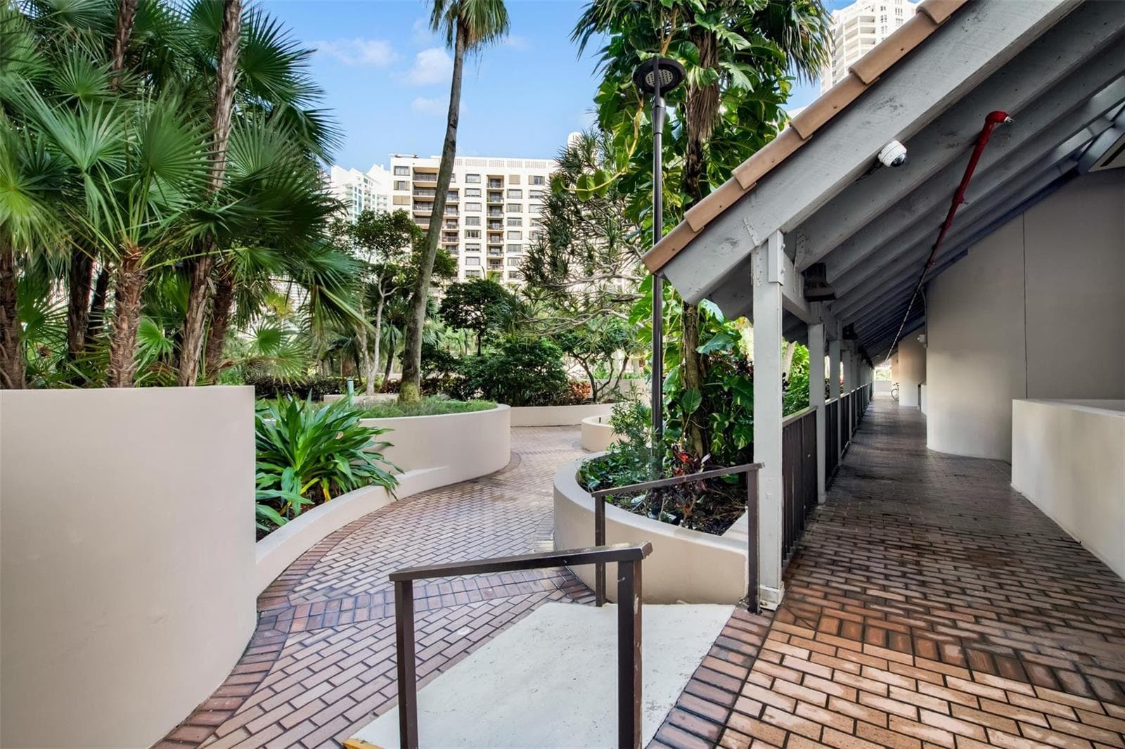520 E Brickell Key Drive, Miami FL 33131 — 40