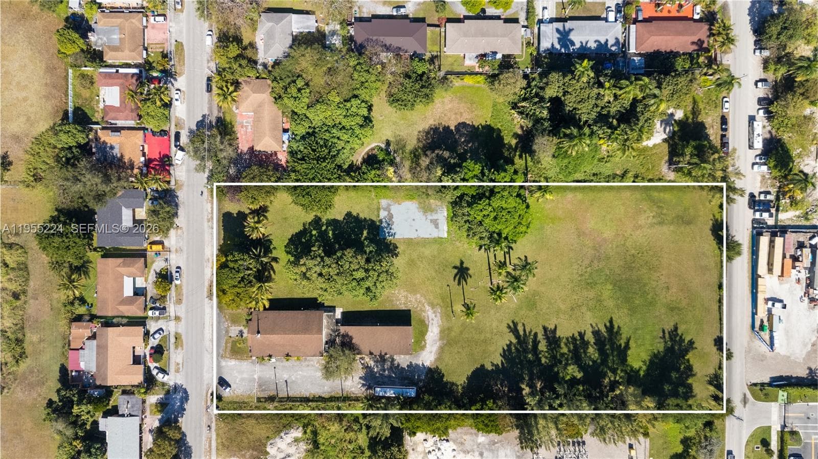 11303 NE 13 Av, Miami FL 33161 — 7