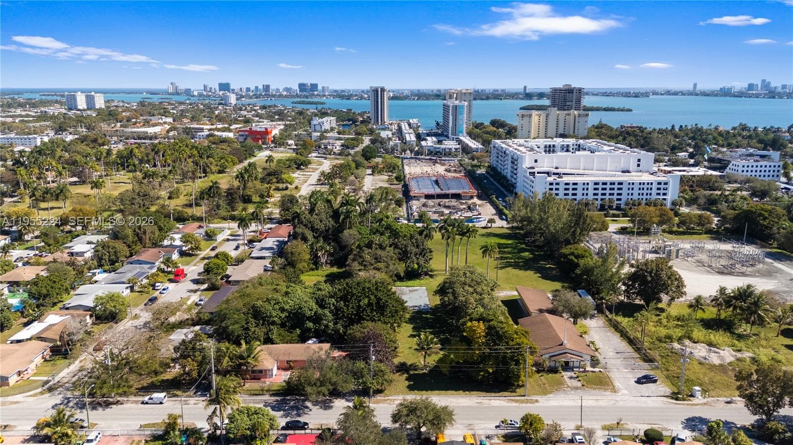 11303 NE 13 Av, Miami FL 33161 — 32
