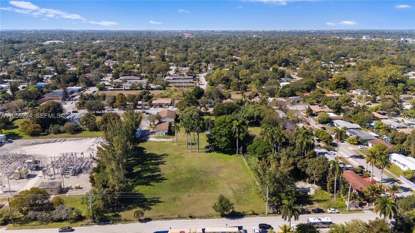 11303 NE 13 Av, Miami FL 33161 — 15