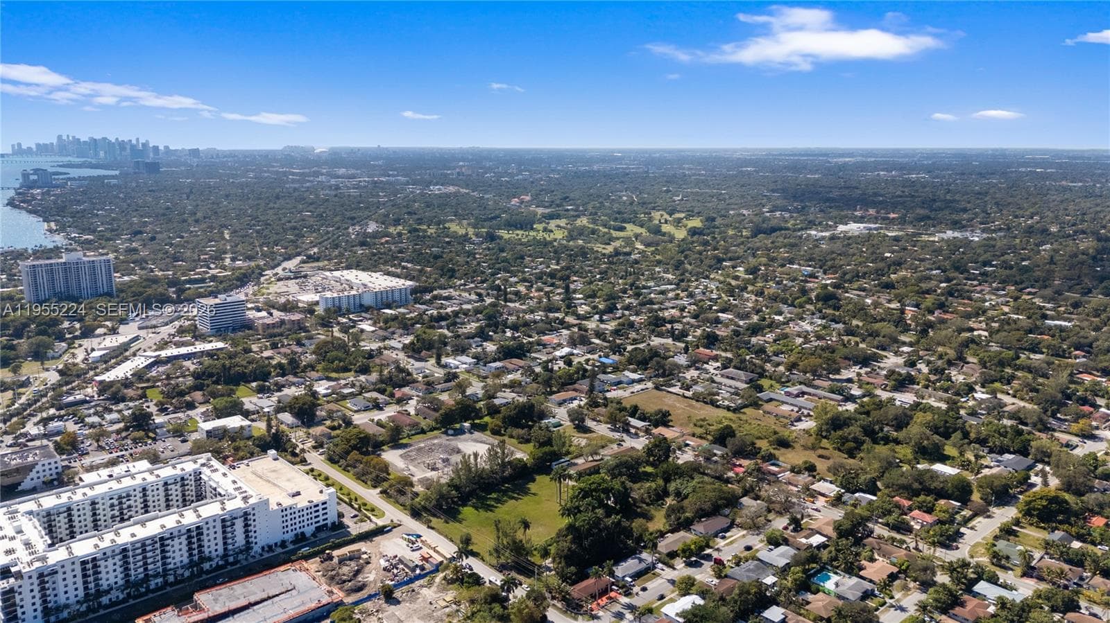 11303 NE 13 Av, Miami FL 33161 — 21