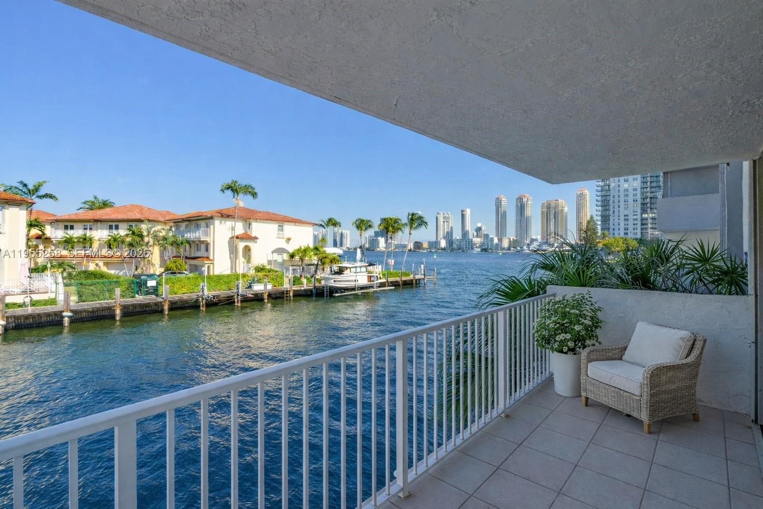 4000 NE 170th St # 200, North Miami Beach FL 33160 — 2