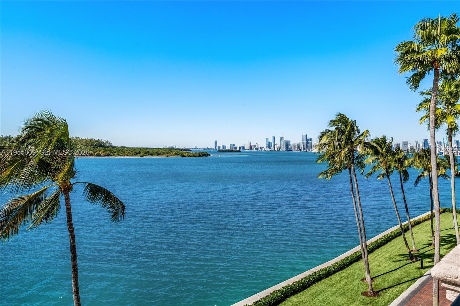 2443 Fisher Island Dr # 5403, Miami FL 33109 — 32
