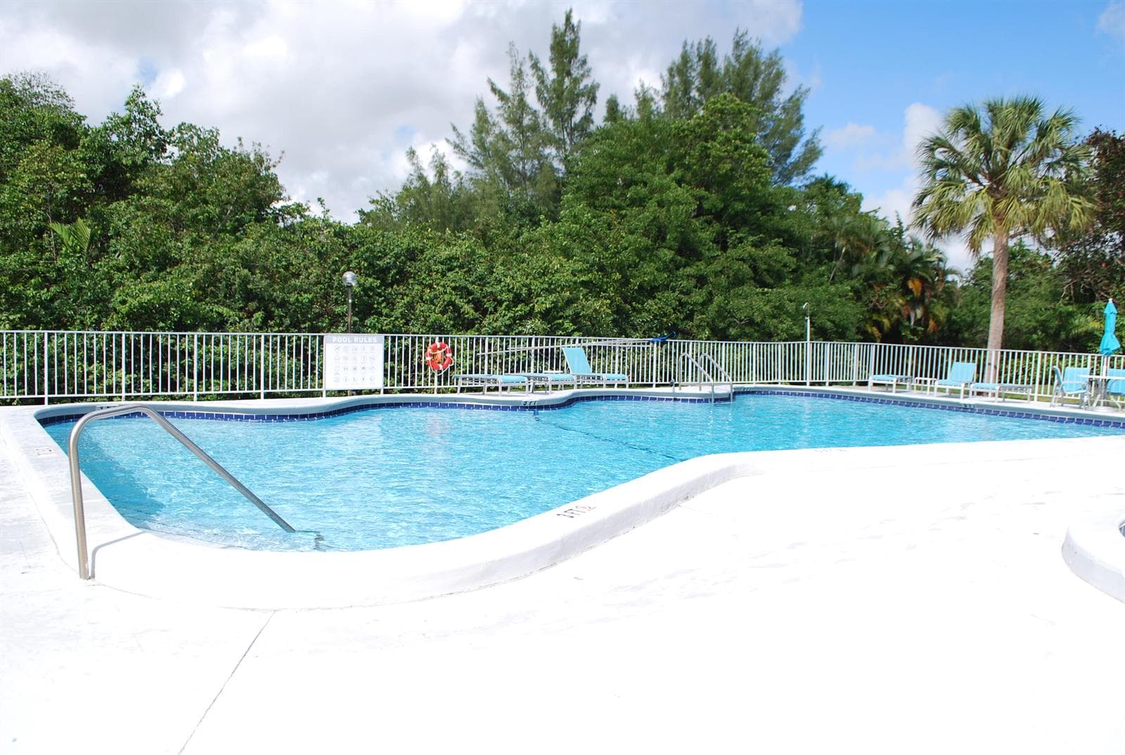 19232 NE 25th Avenue # 221b, Miami FL 33180 — 42