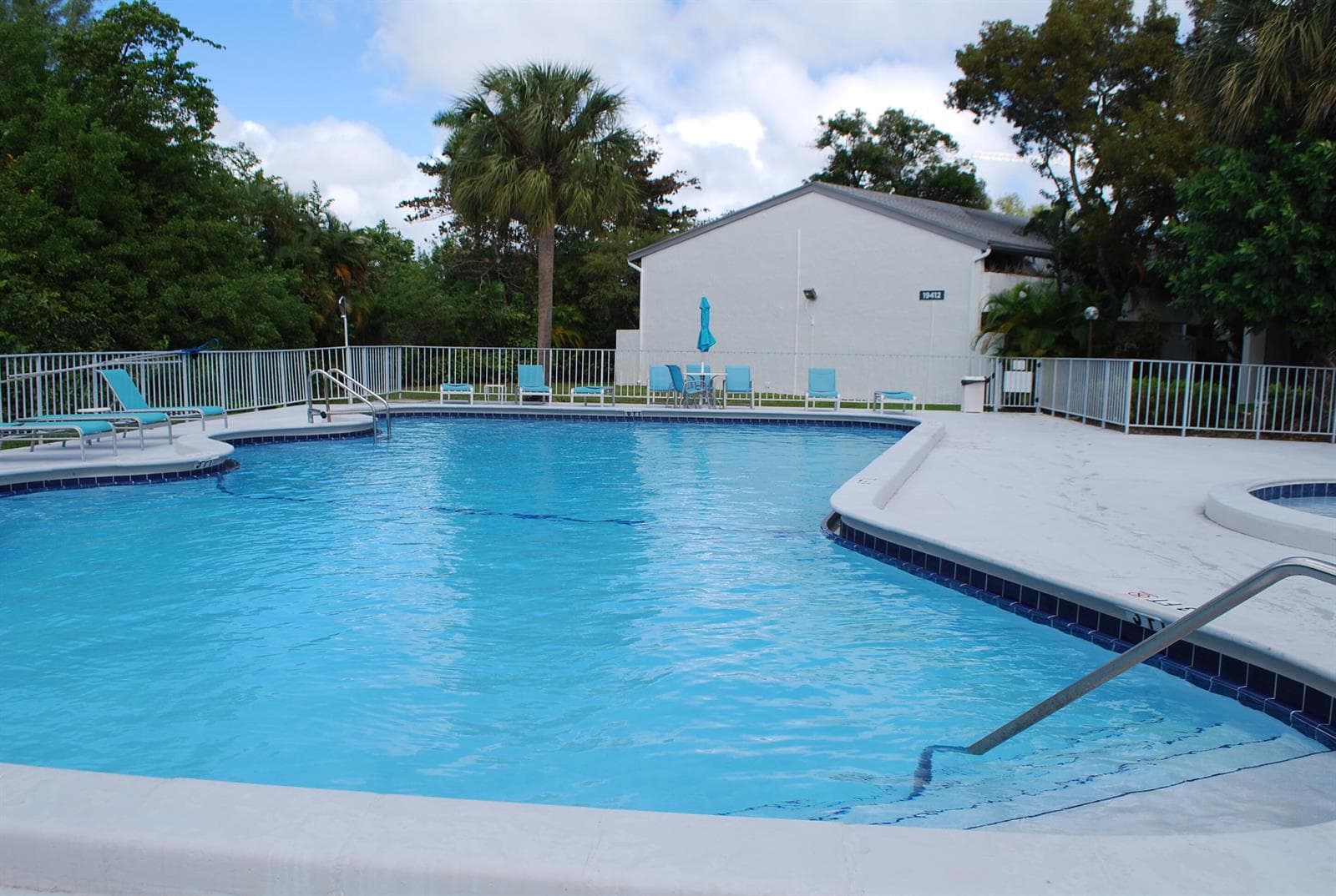 19232 NE 25th Avenue # 221b, Miami FL 33180 — 43