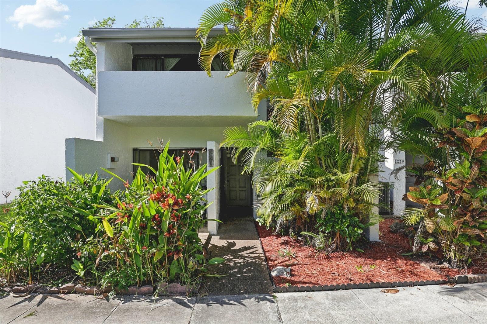 19232 NE 25th Avenue # 221b, Miami FL 33180 — 1