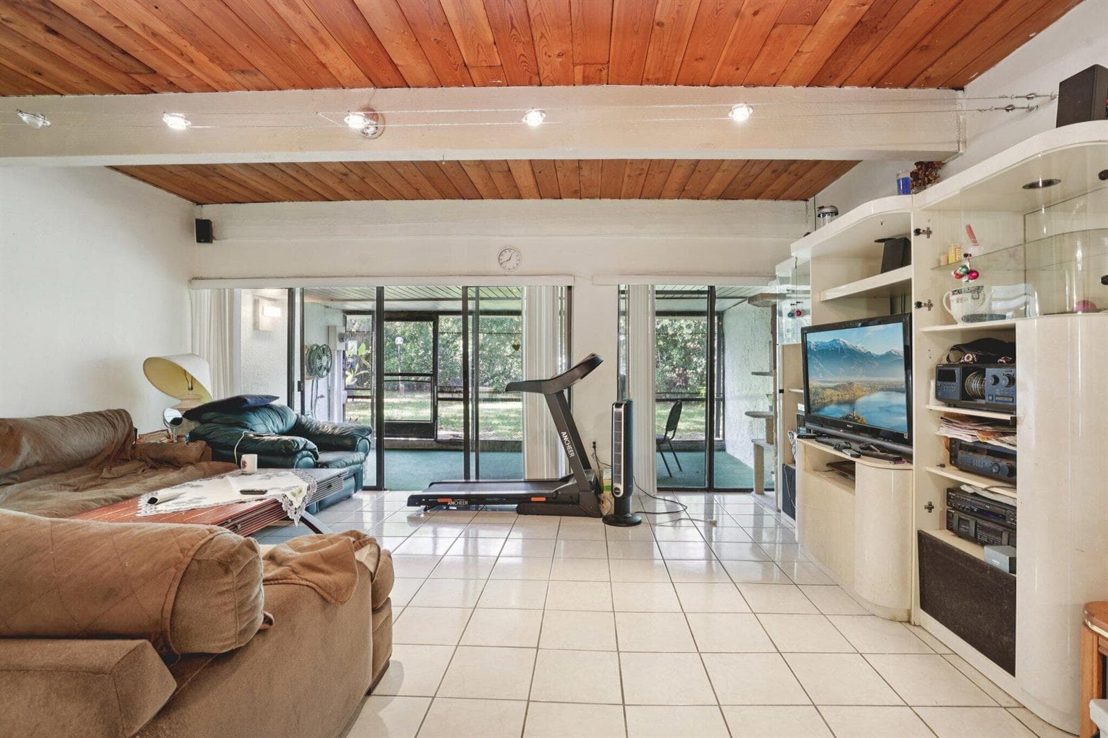 19232 NE 25th Avenue # 221b, Miami FL 33180 — 9