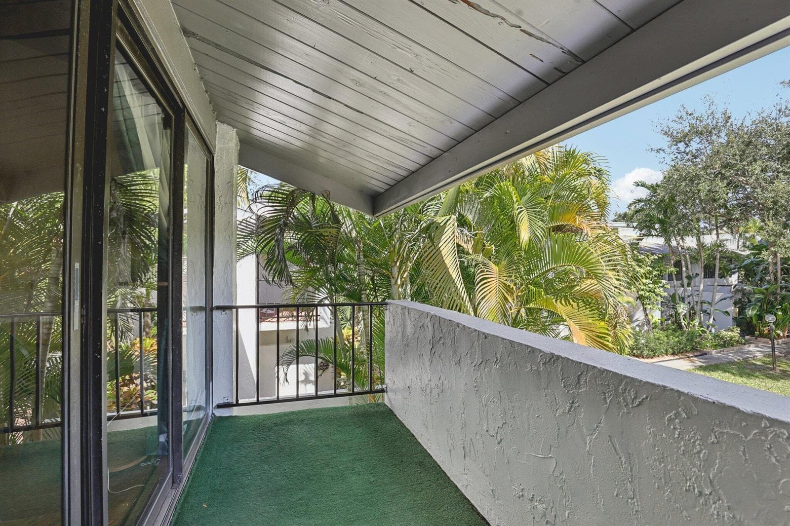 19232 NE 25th Avenue # 221b, Miami FL 33180 — 38