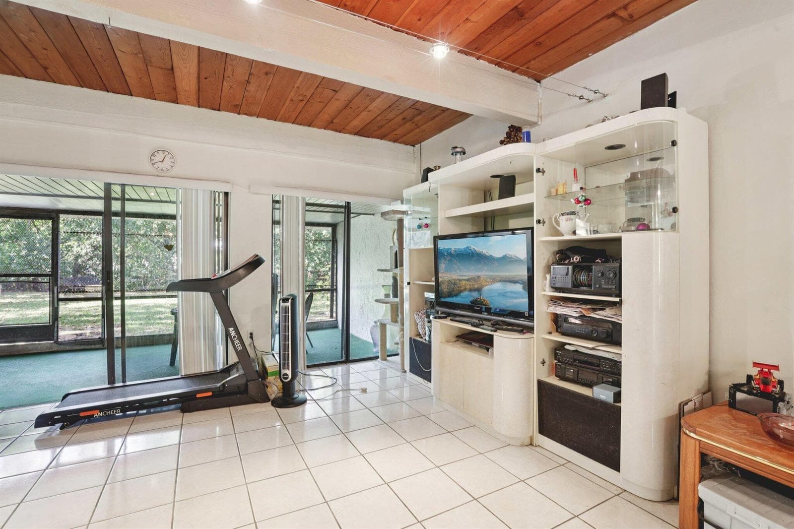 19232 NE 25th Avenue # 221b, Miami FL 33180 — 11