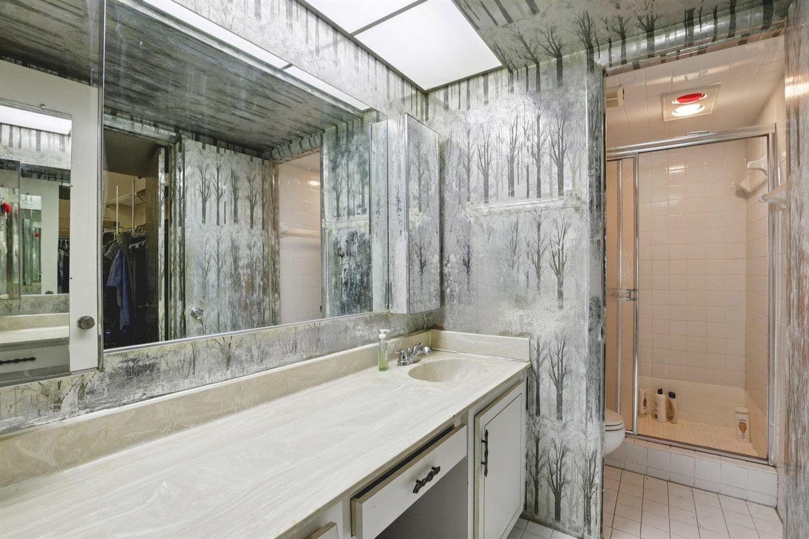 19232 NE 25th Avenue # 221b, Miami FL 33180 — 25