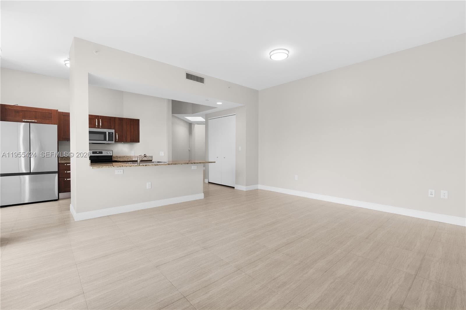20000 E Country Club Dr # 402, Aventura FL 33180 — 7