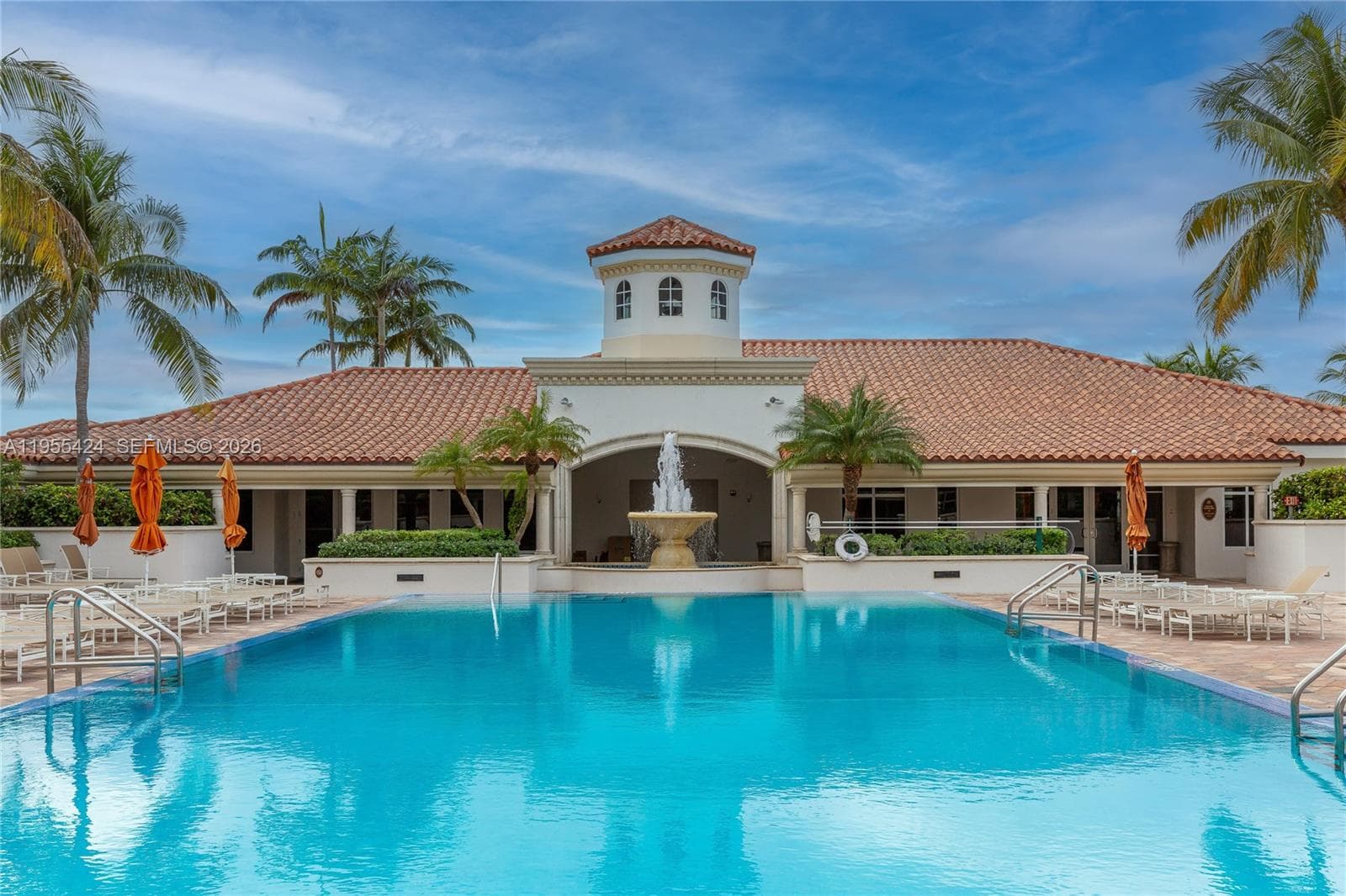 20000 E Country Club Dr # 402, Aventura FL 33180 — 24