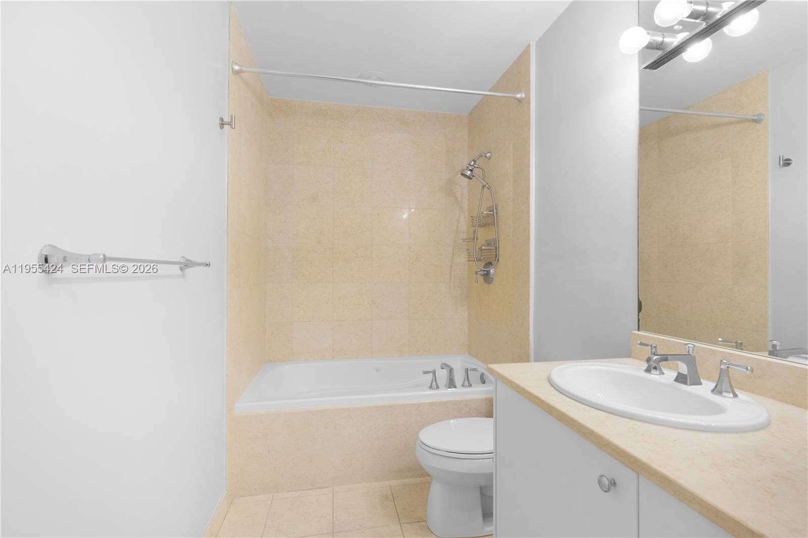 20000 E Country Club Dr # 402, Aventura FL 33180 — 21