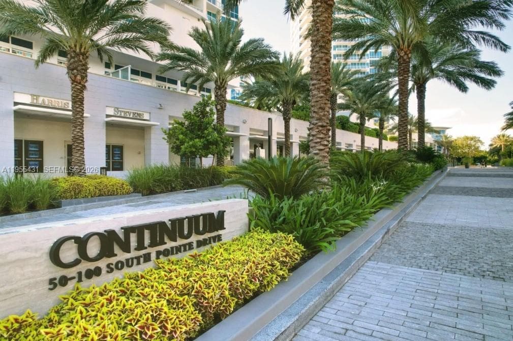 50 S Pointe Dr # 609, Miami Beach FL 33139 — 23