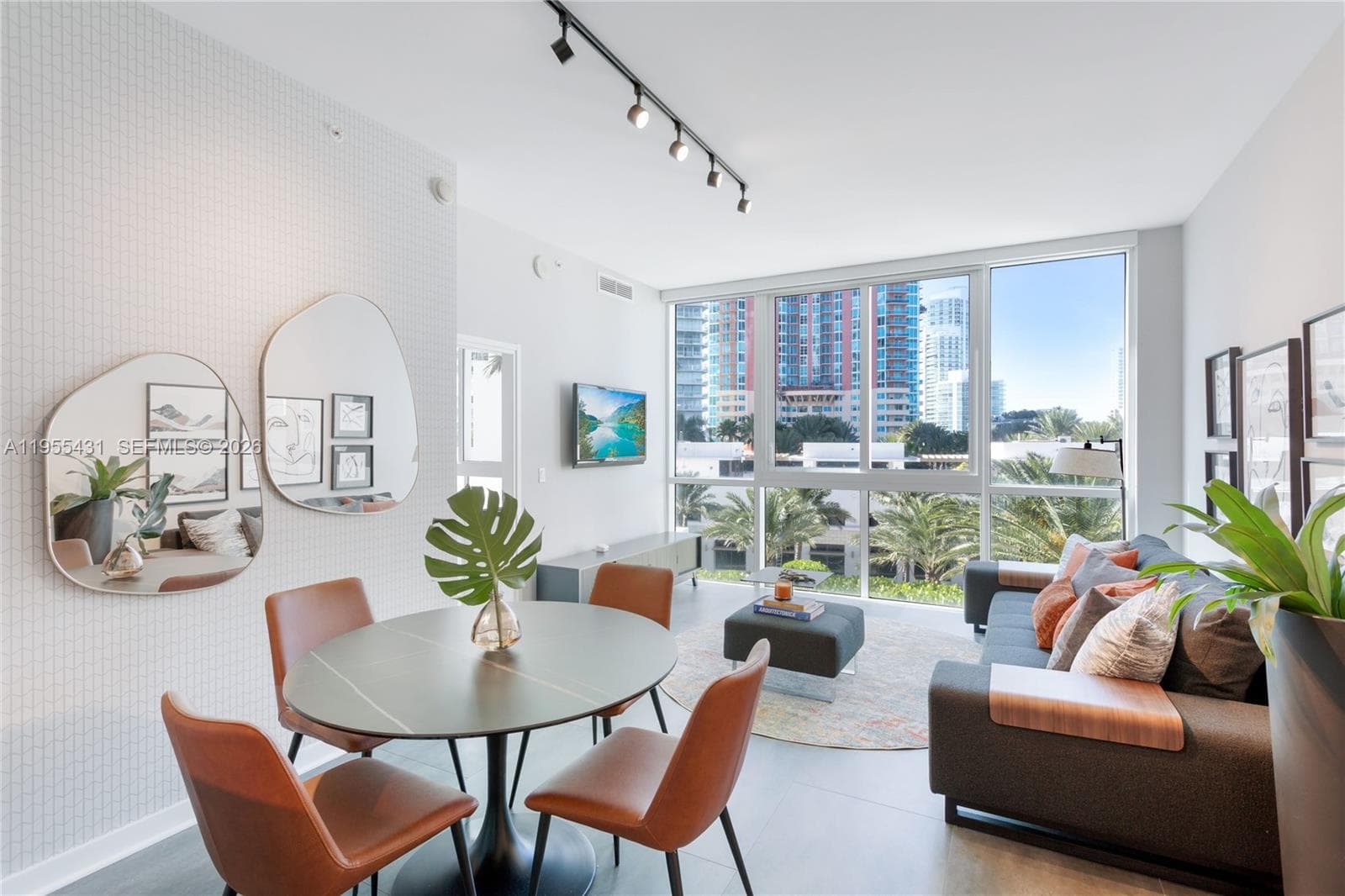 50 S Pointe Dr # 609, Miami Beach FL 33139 — 2