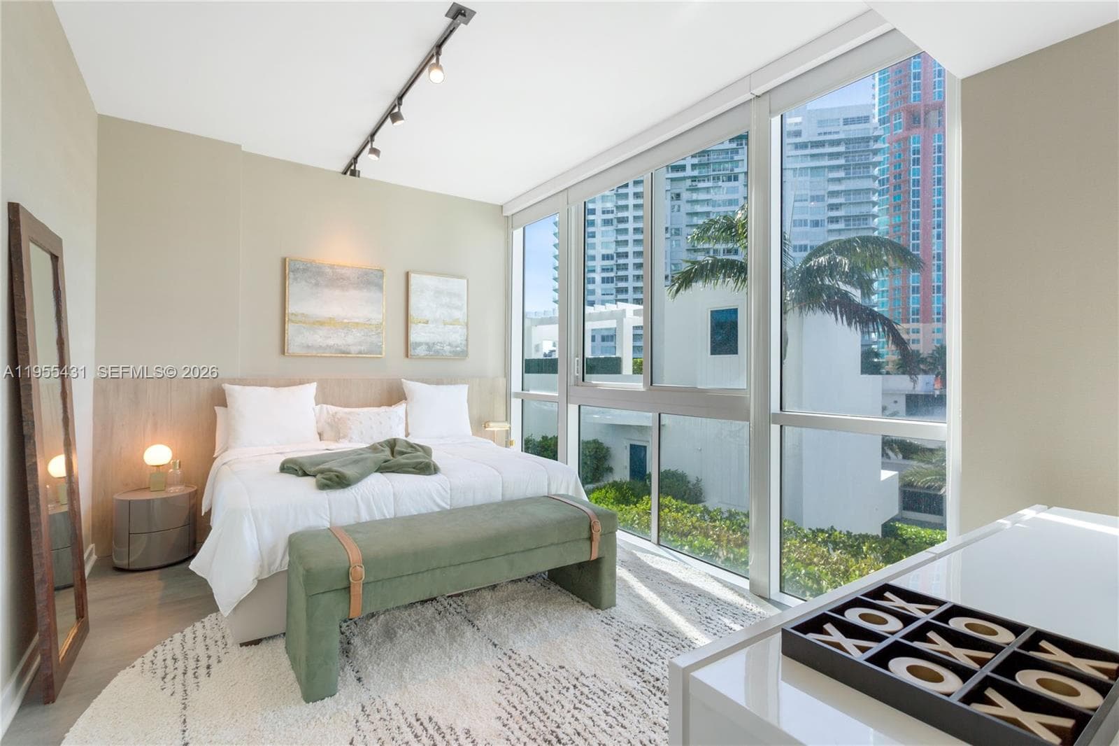 50 S Pointe Dr # 609, Miami Beach FL 33139 — 13