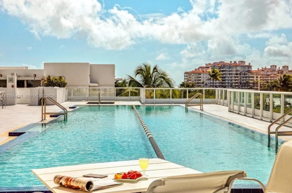 50 S Pointe Dr # 609, Miami Beach FL 33139 — 36