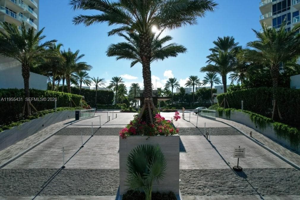 50 S Pointe Dr # 609, Miami Beach FL 33139 — 29