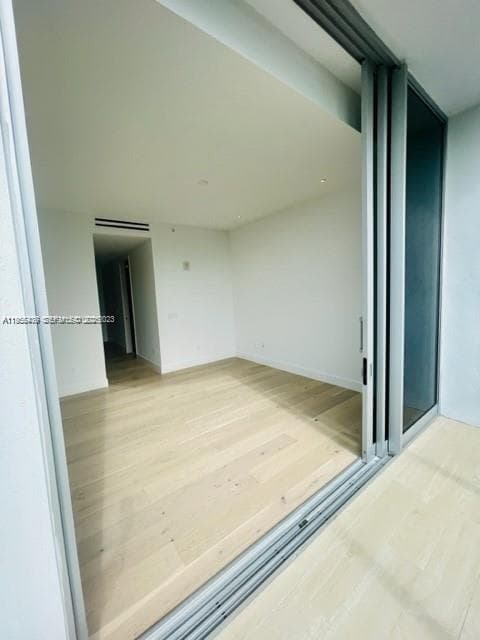 304 Ocean Dr # 302, Miami Beach FL 33139 — 9